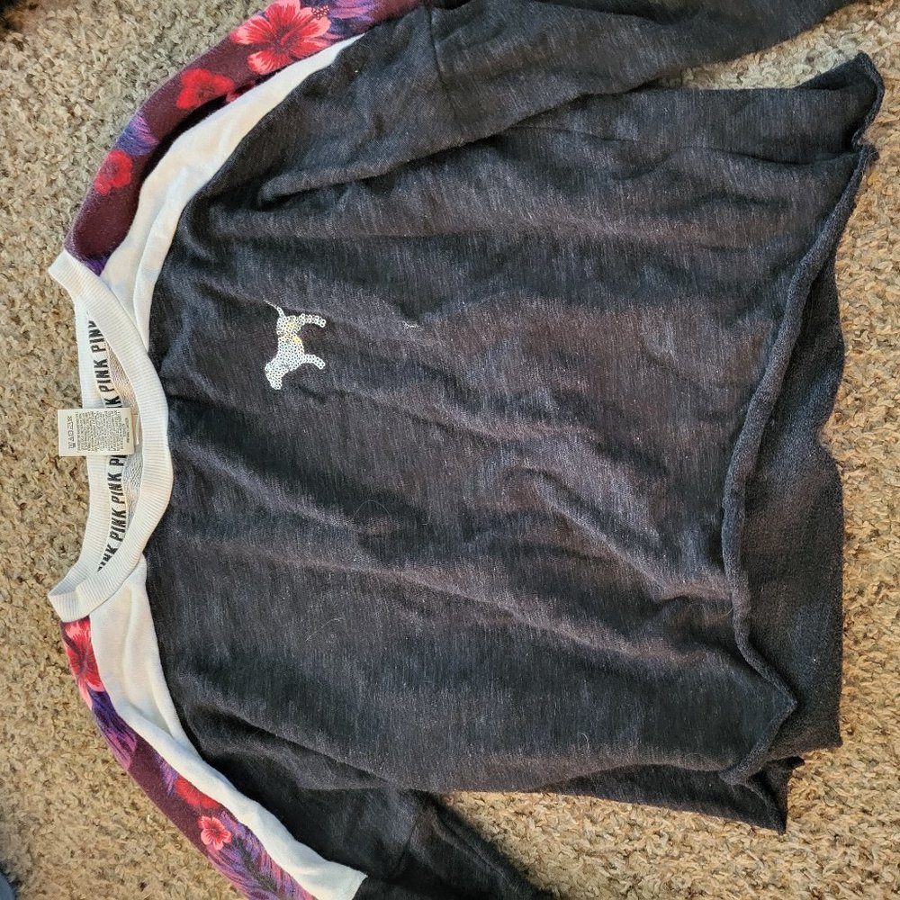 VS PINK cropped long-sleeve